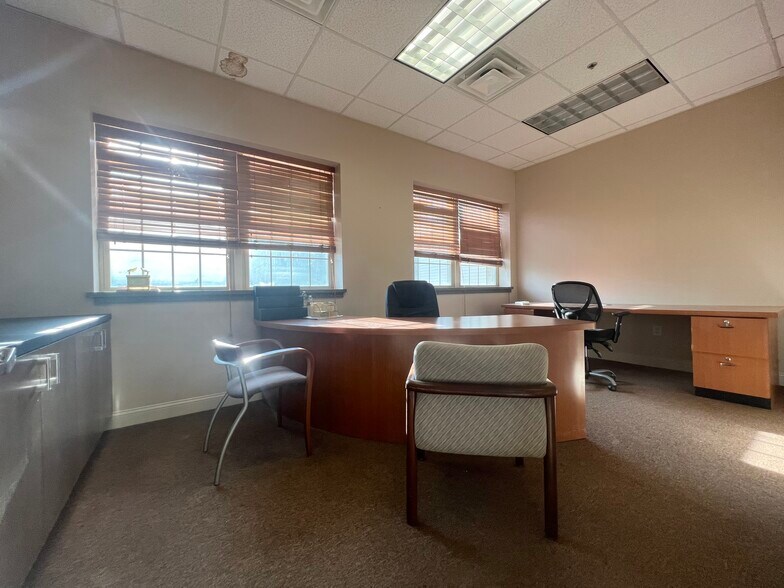 More Photos Of 27-31 Privet St, Pawtucket Manufacturing For Sale