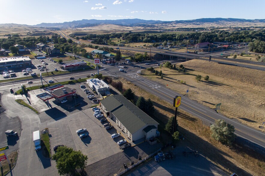 More Photos Of 105 Centennial Dr, Livingston Hotel For Sale