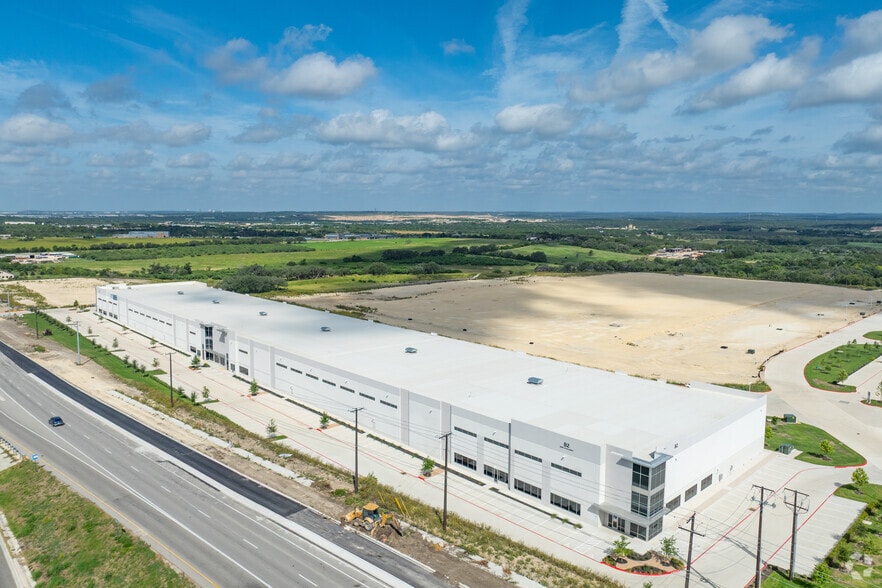 More Photos Of 22867 IH-35, Schertz Unknown For Lease