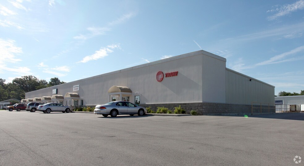 More Photos Of 14285-14301 Commerce Rd, Daleville Light Manufacturing For Lease