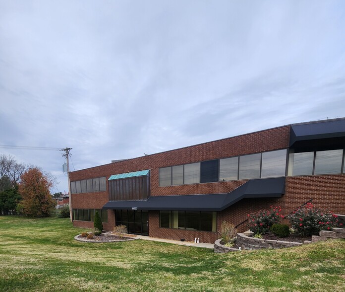 Primary Photo Of 11777 Gravois Rd, Saint Louis Office For Lease