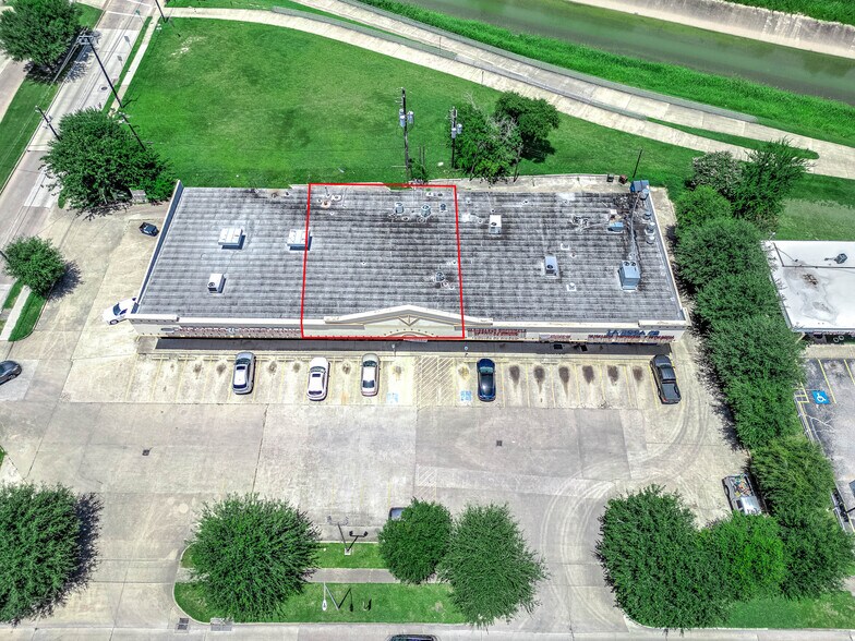 More Photos Of 8530 S Braeswood Blvd, Houston Freestanding For Lease