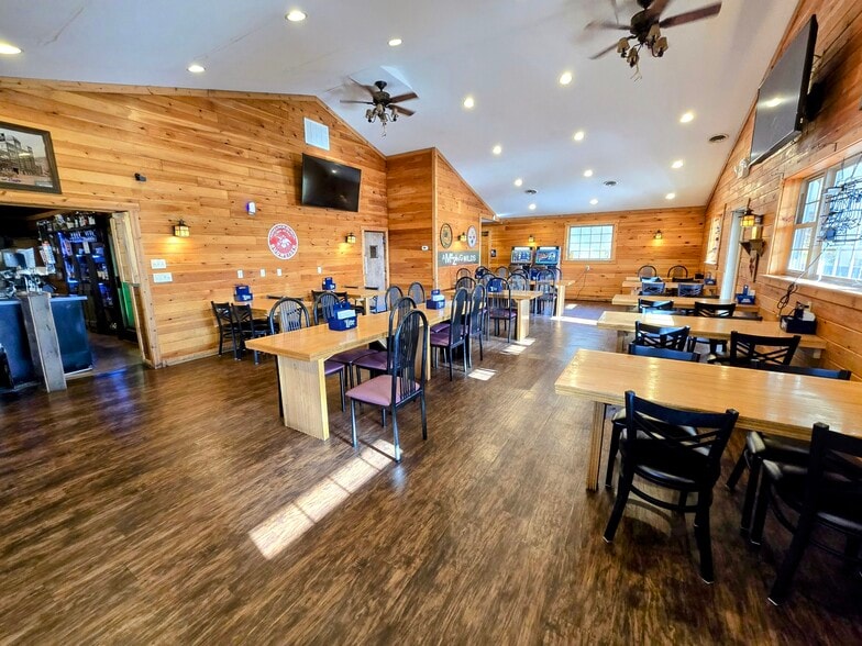 More Photos Of 1896 Route 44 Hwy, Jersey Shore Bar For Sale