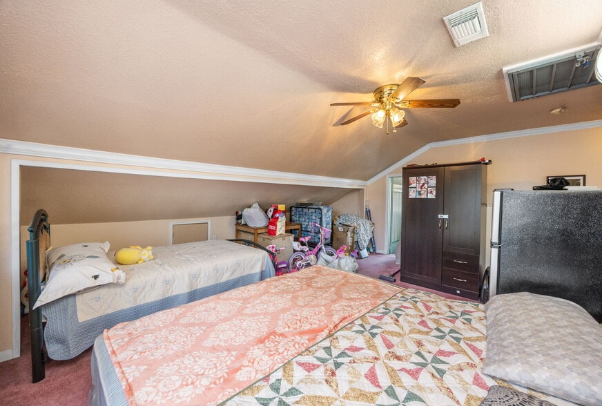 More Photos Of 451 E Vernon Ave, Los Angeles Hotel For Sale