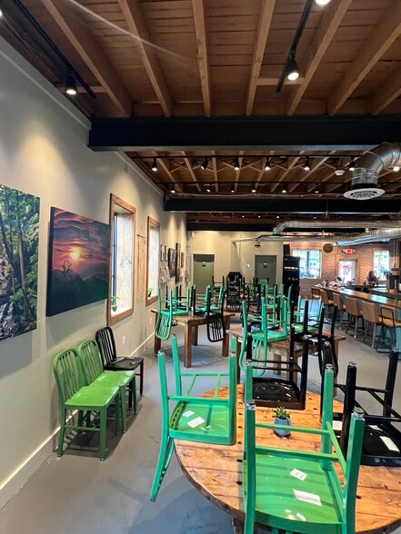 More Photos Of 238 W Main St, Romney General Retail For Lease