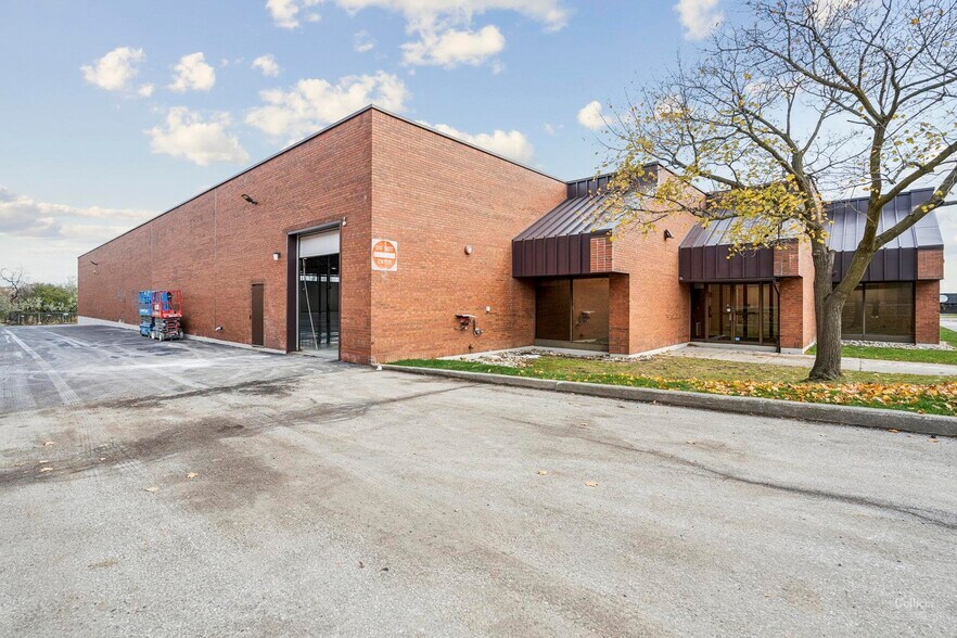 More Photos Of 6010-6020 Ambler Dr, Mississauga Warehouse For Sale