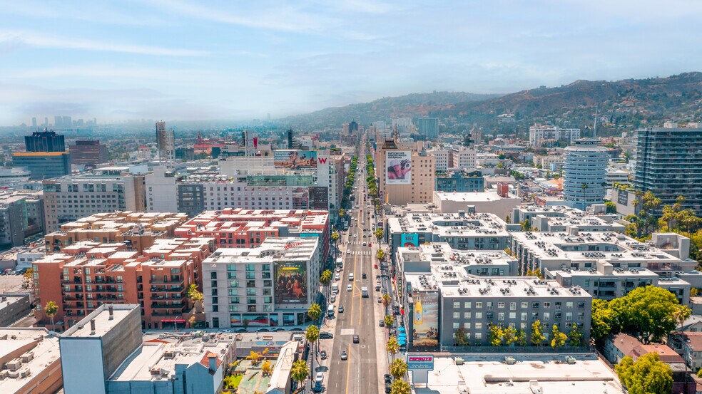 More Photos Of 6201 Hollywood Blvd, Hollywood Apartments For Lease