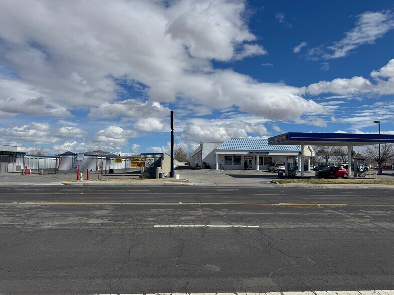 More Photos Of 1411-1415 N Norma St, Ridgecrest Office For Sale