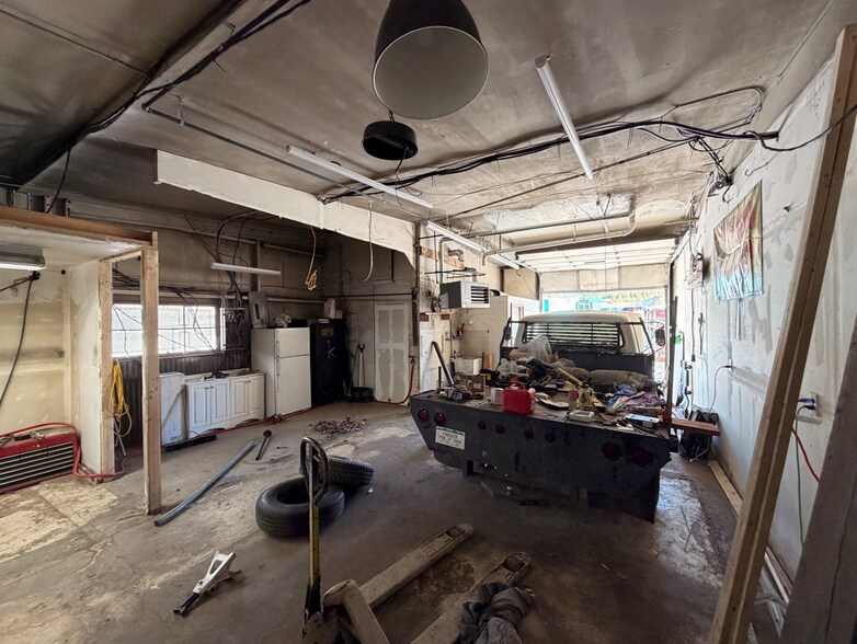 More Photos Of 1715 N Poplar St, Leadville Auto Repair For Sale