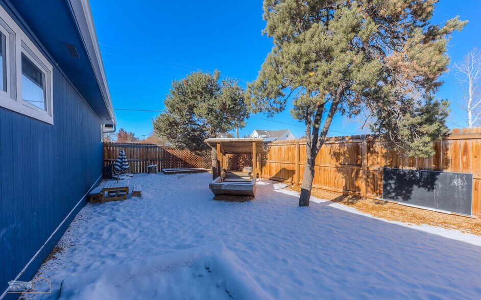 More Photos Of 340 Maple St, Frederick Specialty For Sale