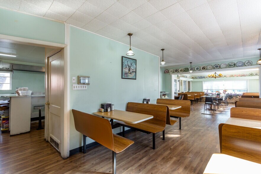 More Photos Of 222 Main St, Dayton Freestanding For Sale