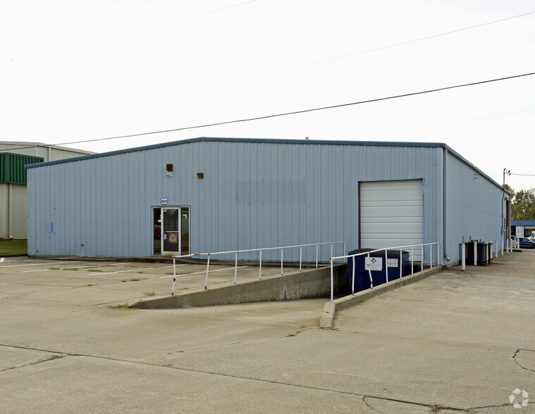 Primary Photo Of 5071 Wilfong Rd, Memphis Warehouse For Sale