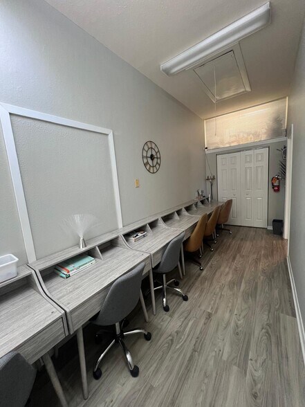 More Photos Of 5228 Village Creek Dr, Plano Office For Sale
