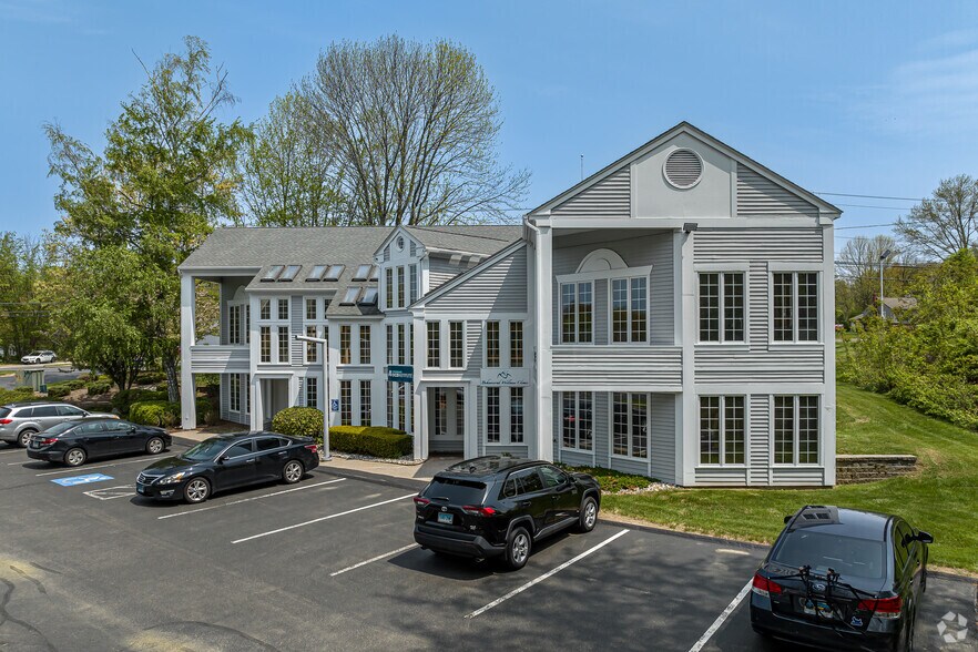 More Photos Of 384 Merrow Rd, Tolland Medical For Lease