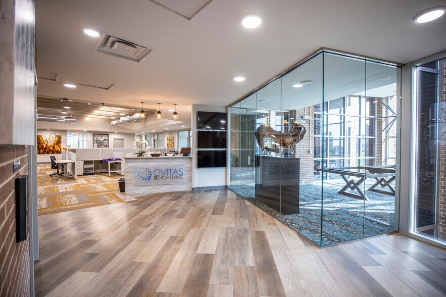 Primary Photo Of 930 W 1st St, Fort Worth Office For Sale