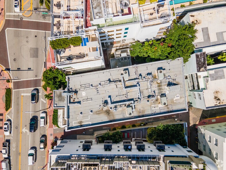 More Photos Of 1435 Collins Ave, Miami Beach Hotel For Lease