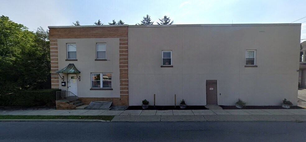 Primary Photo Of 824 8th Ave, Bethlehem Office For Sale