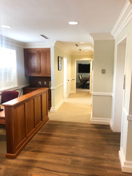 More Photos Of 1314 N King St, Wilmington Office Residential For Lease