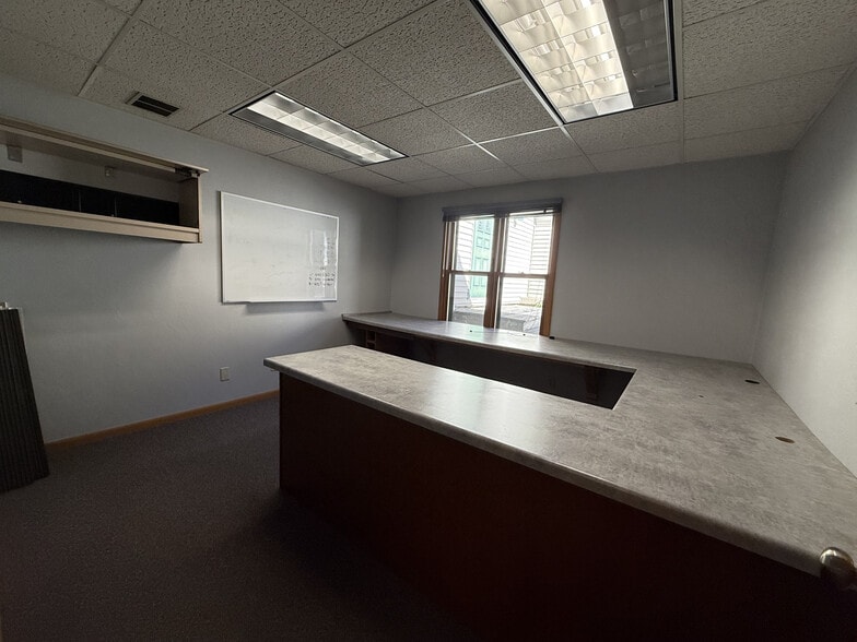 More Photos Of 6135 N American Ln, De Forest Warehouse For Lease