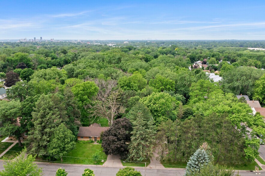 More Photos Of 935 Kennard St, Saint Paul Land For Sale