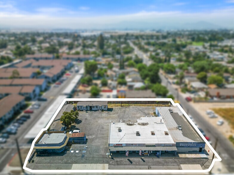 More Photos Of 25899 E Base Line St, Highland Freestanding For Sale