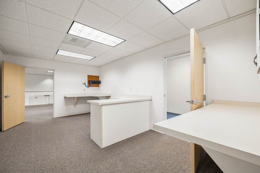 More Photos Of 705 9th St, Florence Medical For Lease