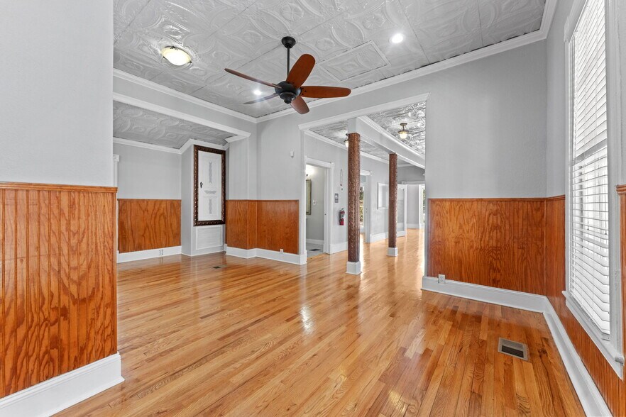 More Photos Of 4206 N Nebraska Ave, Tampa Loft Creative Space For Sale