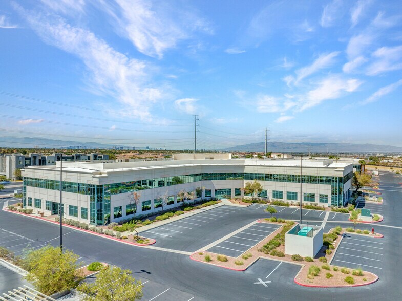 More Photos Of 150 N Stephanie St, Henderson Medical For Lease