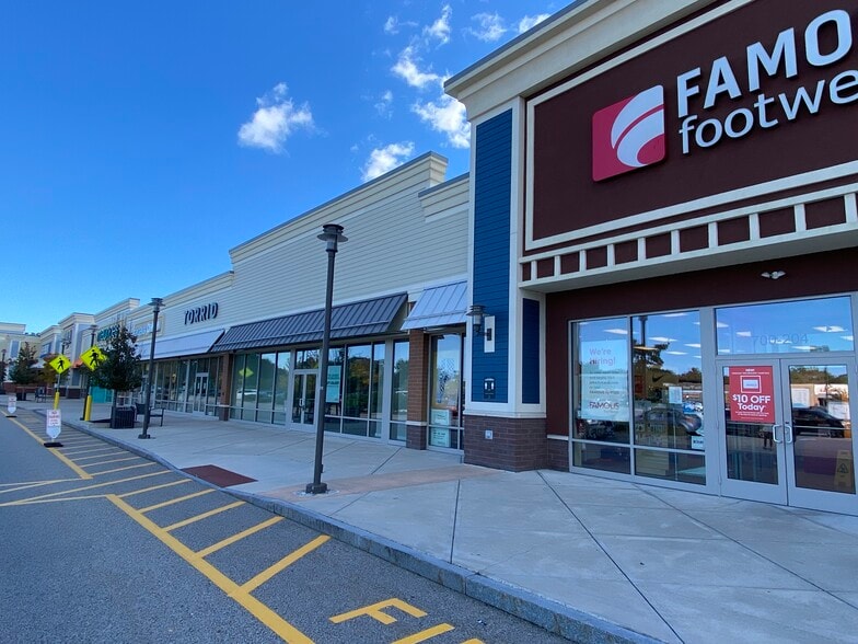 More Photos Of Lafayette Rd, Seabrook Unknown For Lease