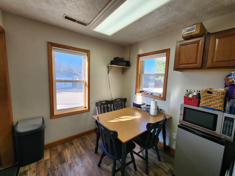 More Photos Of 3760 Union St, Lafayette Specialty For Sale