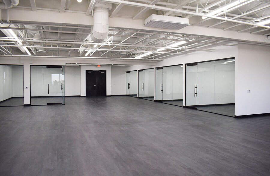 More Photos Of 4245 S Grand Canyon Dr, Las Vegas General Retail For Lease