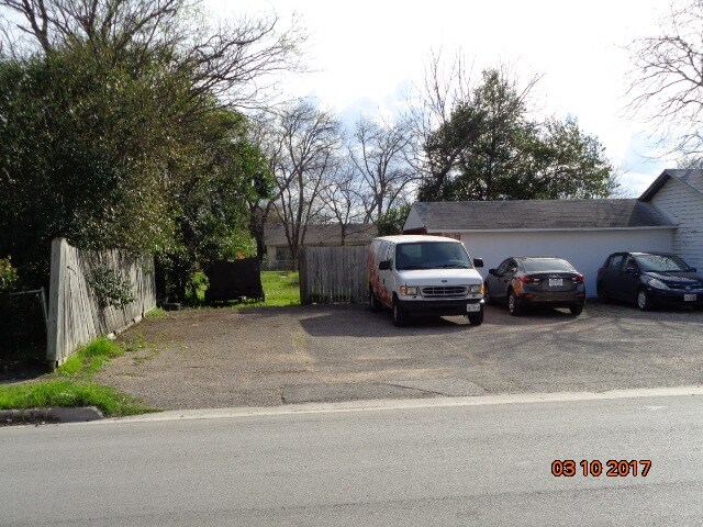 More Photos Of 720 N 10th St, Killeen Freestanding For Lease