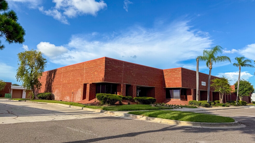 More Photos Of 4900 Creekside Dr, Clearwater Unknown For Lease