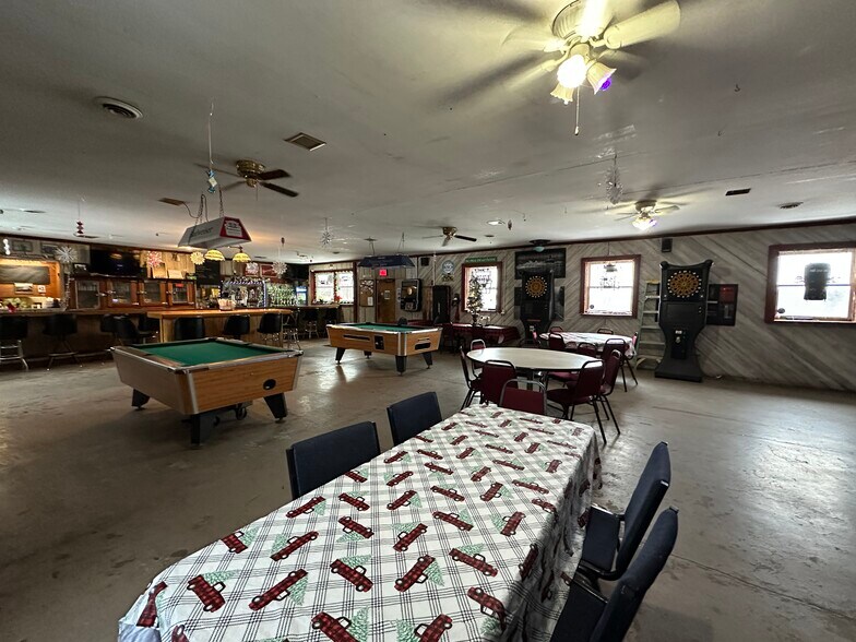 More Photos Of 271 Barker Rd, Oswego Restaurant For Sale