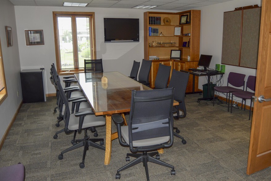 More Photos Of 9600 Main St, Clarence Medical For Sale