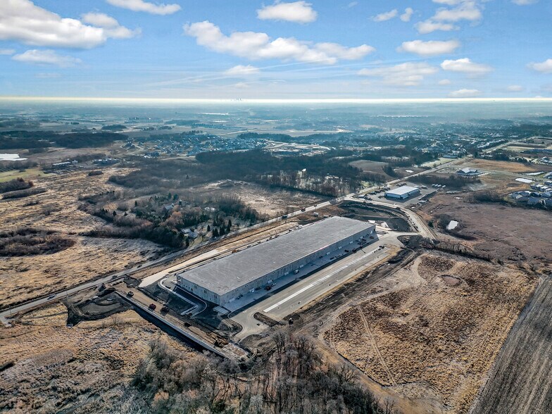 More Photos Of 10585 County Road 101, Corcoran Warehouse For Lease