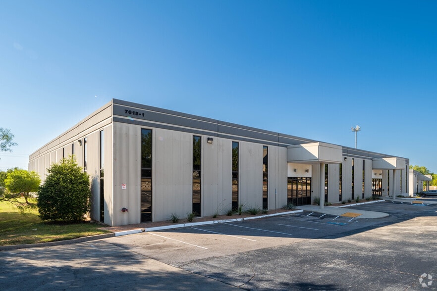 Primary Photo Of 7615 Metro Center Dr, Austin Warehouse For Lease