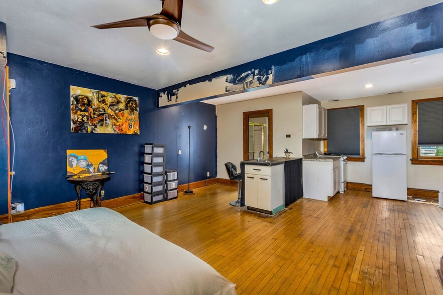 More Photos Of 4034 Hamilton Ave, Cincinnati Storefront Retail Office For Sale