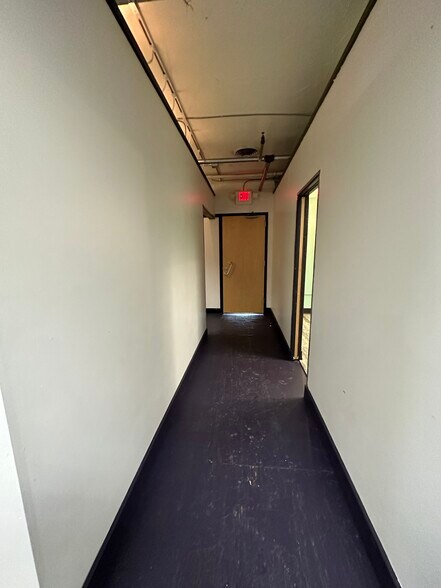 More Photos Of 222 N Broadway, Fargo Storefront Retail Office For Lease