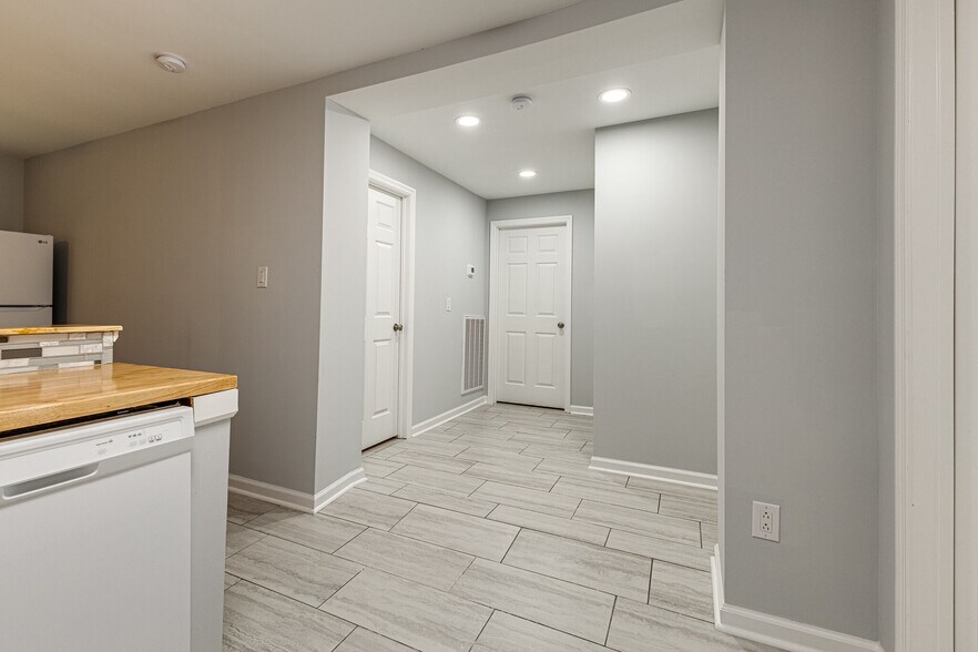 More Photos Of 501 Cedarmont Dr, Antioch Apartments For Sale