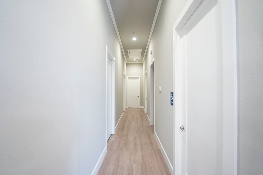 More Photos Of 1400 N Coit Rd, McKinney Unknown For Lease