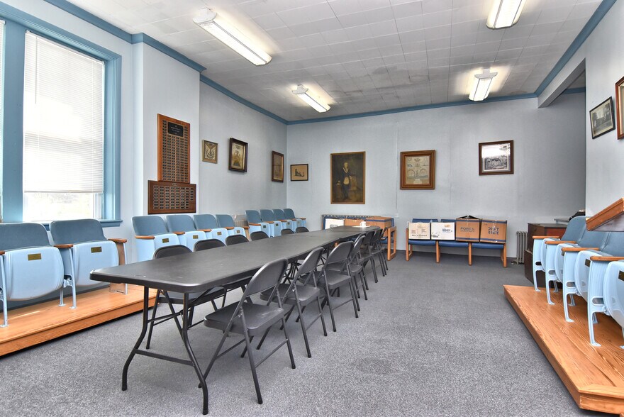 More Photos Of 125 Causey Ave, Milford Office For Sale