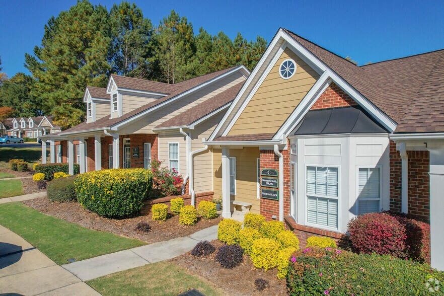 Primary Photo Of 3457 Lawrenceville Suwanee Rd, Suwanee Office For Sale