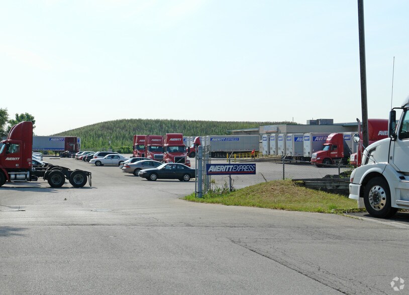 More Photos Of 11201 Irving Park Rd, Franklin Park Truck Terminal For Lease