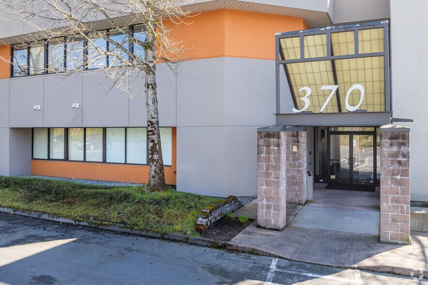 More Photos Of 370 Corporate Dr N, Tukwila Unknown For Lease