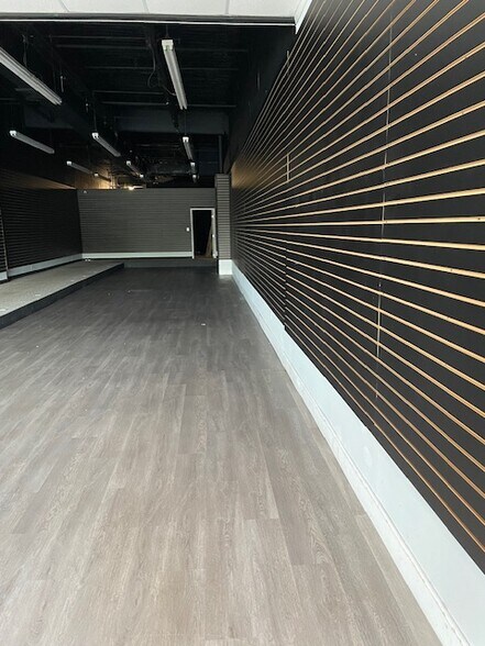 More Photos Of 13163-13184 Centerpointe Way, Woodbridge Office For Sale