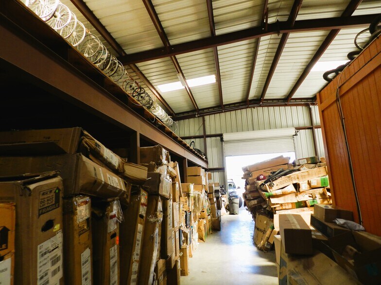 More Photos Of 4005 Andy R Ramos Rd, Laredo Warehouse For Sale