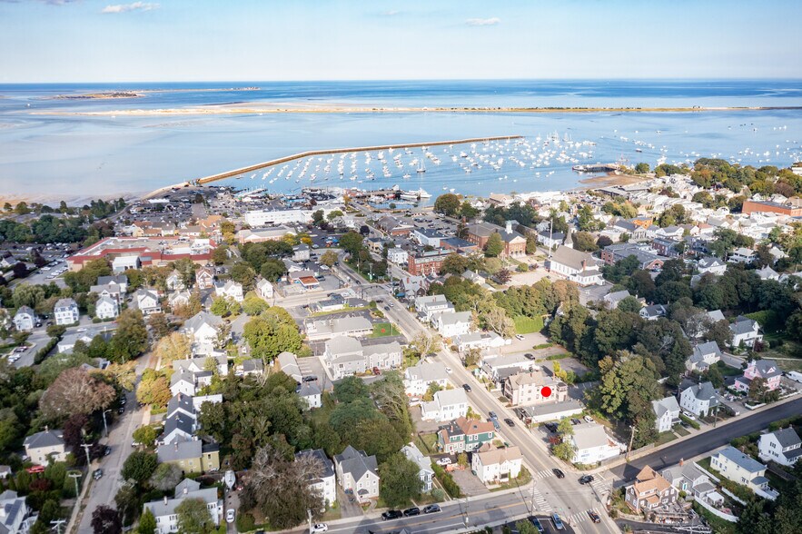 More Photos Of 24 Samoset St, Plymouth General Retail For Sale