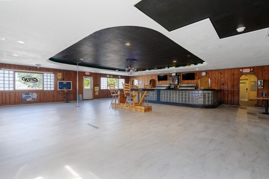 More Photos Of 103 IL-53, Braceville Restaurant For Sale