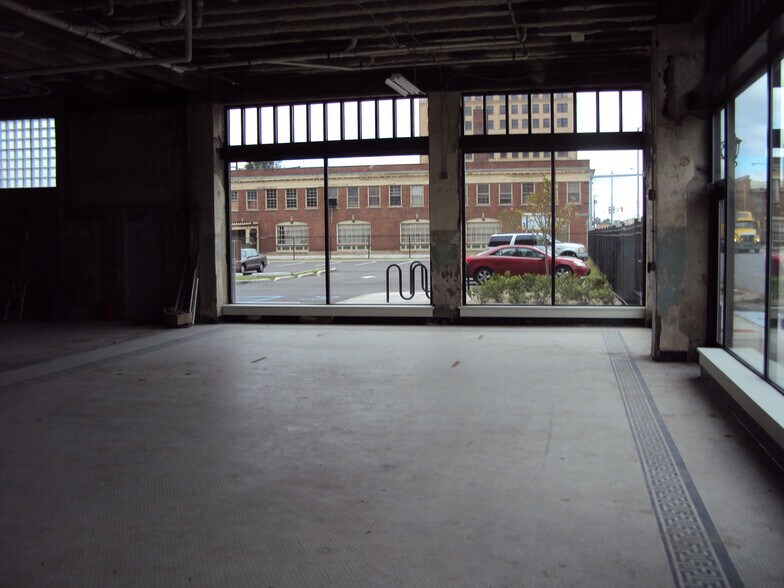 More Photos Of 131-137 E 5th Ave, Gary Apartments For Lease